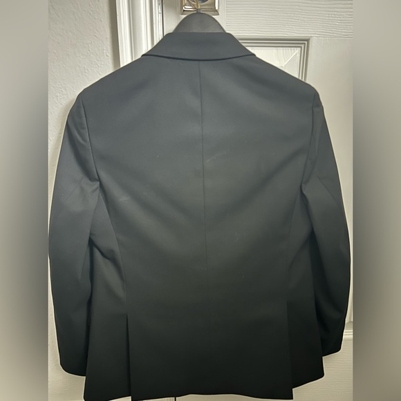Boys’ Joseph Abboud Black Suit (Jacket/Pants) - Picture 2 of 8